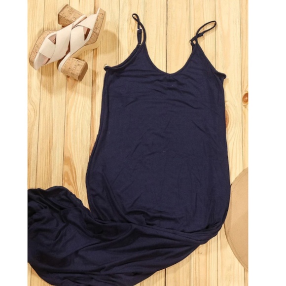 "The Grayson" Navy Maxi Dress with Pockets - Picture 1 of 2